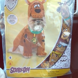 Scooby-do pet costume!